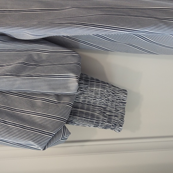 Women's Blouse New with Tags - Picture 6 of 6